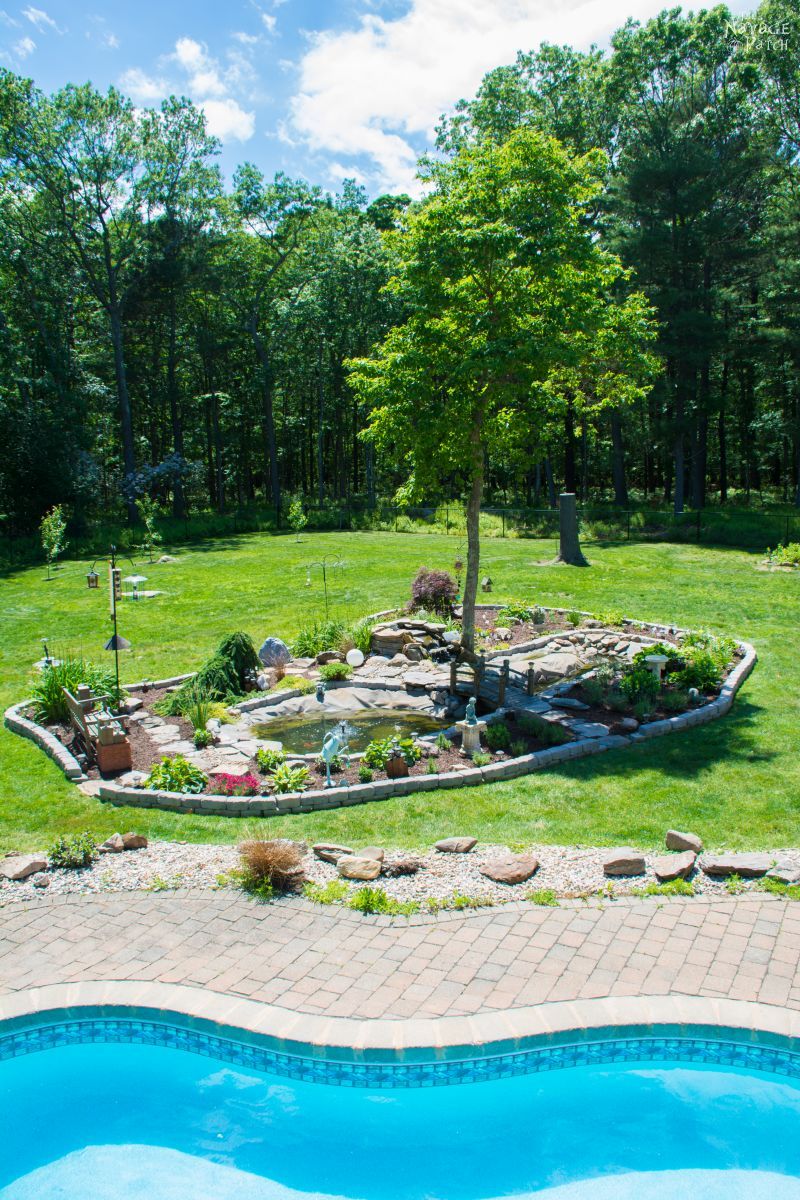 The Pond Project | DIY pond and backyard makeover | DIY garden edging | How to lay edge stones | How to edge garden beds | Tips on landscaping | DIY garden decor | DIY koi pond lining | How to maintain a koi pond | Spring planting and transplanting | Pond and backyard reveal | Before & After | TheNavagePatch.com
