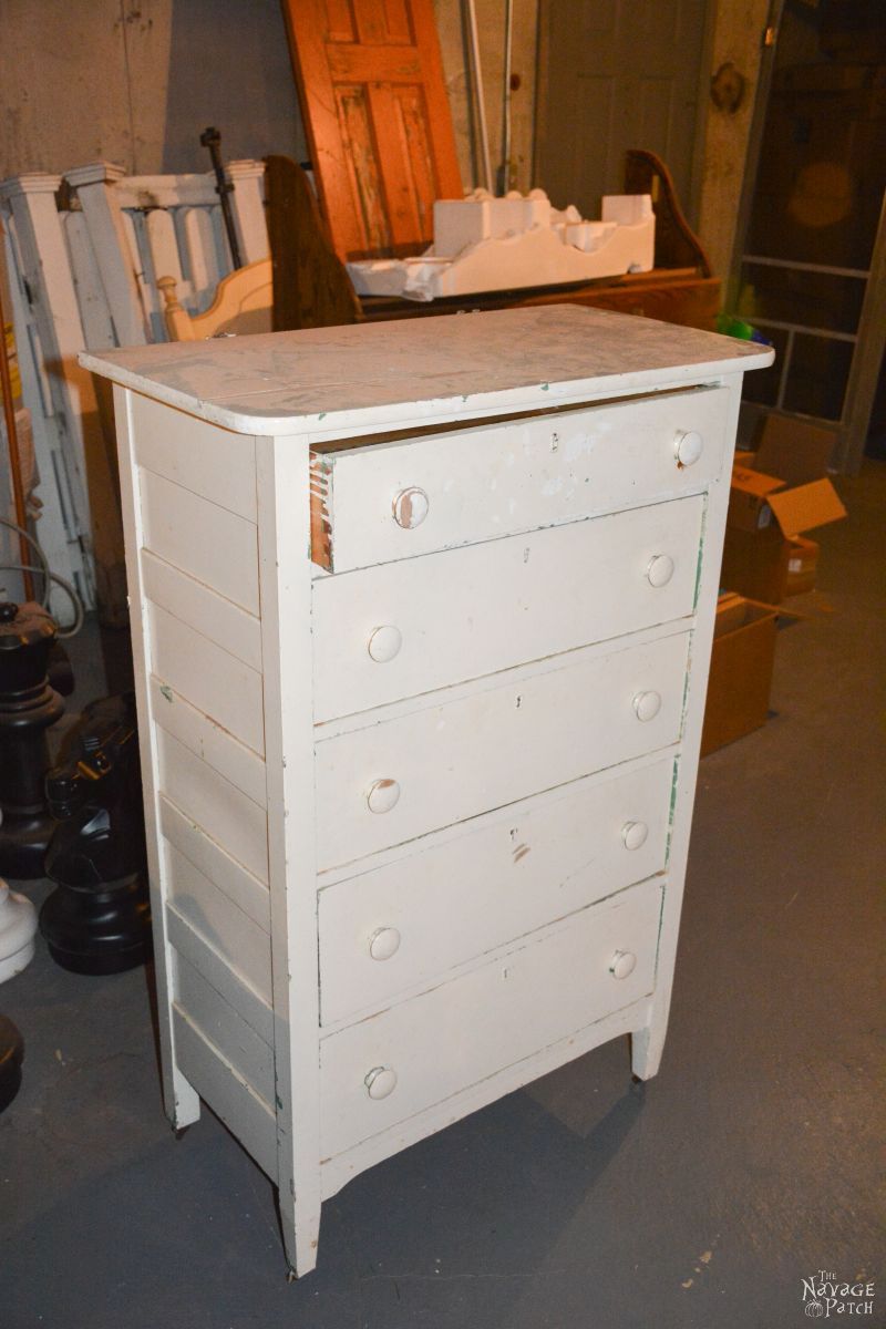 Upcycled: Old Chest of Drawers to Wine Bar | DIY furniture makeover| Upcycled furniture | DIY Wine Bar | From dresser to wine bar | Homemade chalk paint | Painted and upholstered furniture | Upholstery | Farmhouse style furniture | Annie Sloan Old White color | Fabric onlay | Painted wood furniture |Transformed furniture | Before & After | TheNavagePatch.com