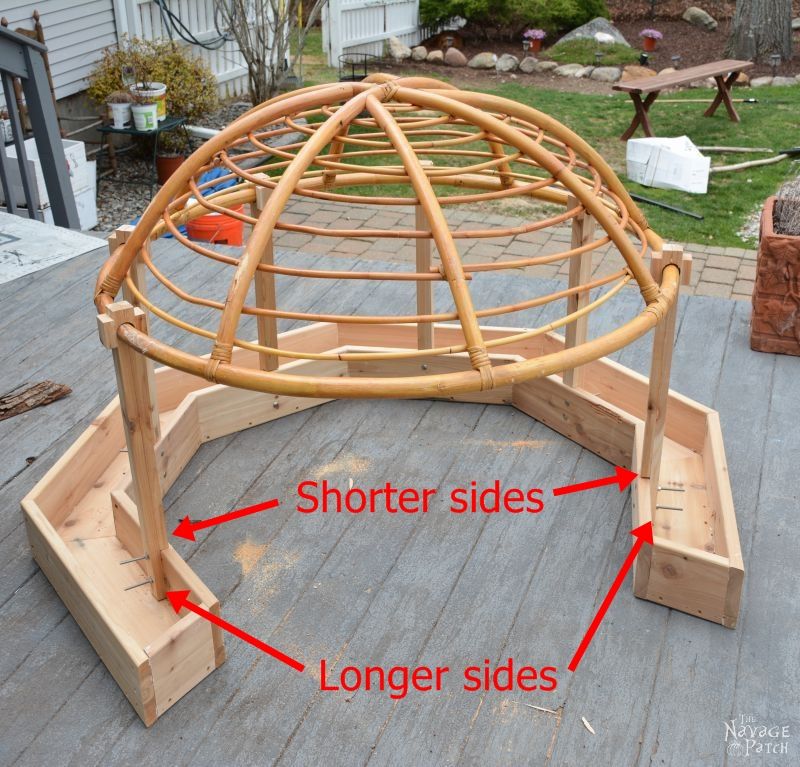 Papasan Dog Hut | Upcycling papasan chair to dog house | Simple woodworking & DIY | How to make a dog house with planters | TheNavagePatch.com 