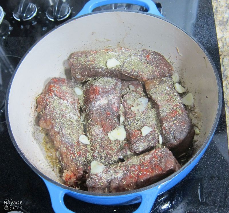 Simple Short Ribs | Quick and easy short ribs | Braised short ribs | TheNavagePatch.com