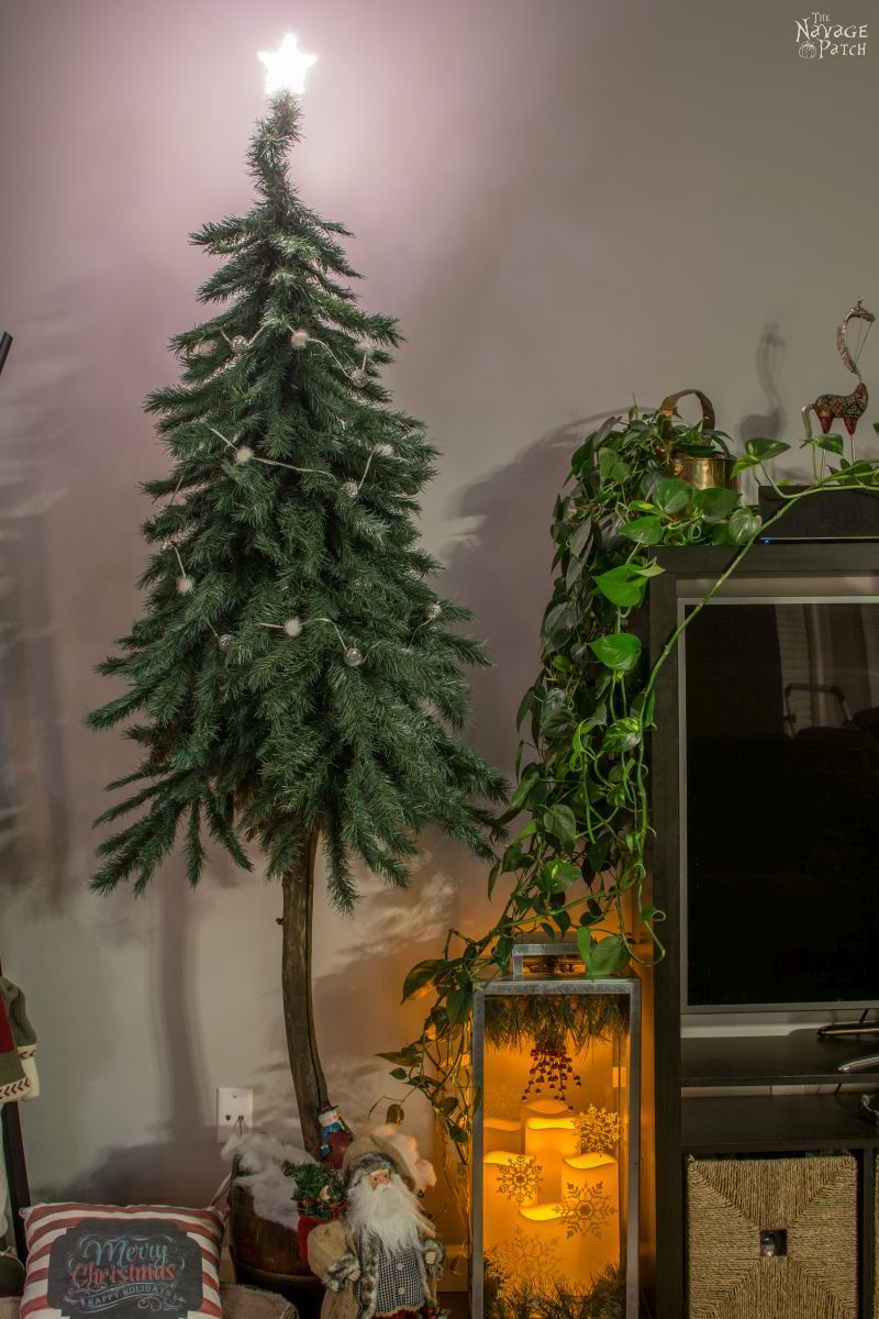 DIY Minimalist Wooden Christmas Tree | The simplest and easiest DIY wooden Christmas tree | How to make a wooden Christmas tree | Easy and budget friendly DIY Christmas decorations | #ChristmasDecor #DIYChristmasdecor #HandmadeChristmas #Christmascrafts #MinimalistHome | TheNavagePatch.com