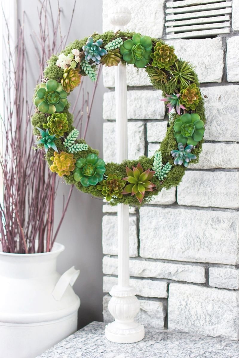 DIY Faux Succulent Wreath | How to make a beautiful spring wreath with faux succulent and moss | Easy and budget friendly home decor | Farmhouse decor | Pottery Barn inspired succulent wreath | Knock-off home decor | Dollar Store crafts | DIY door and wall decor | TheNavagePatch.com