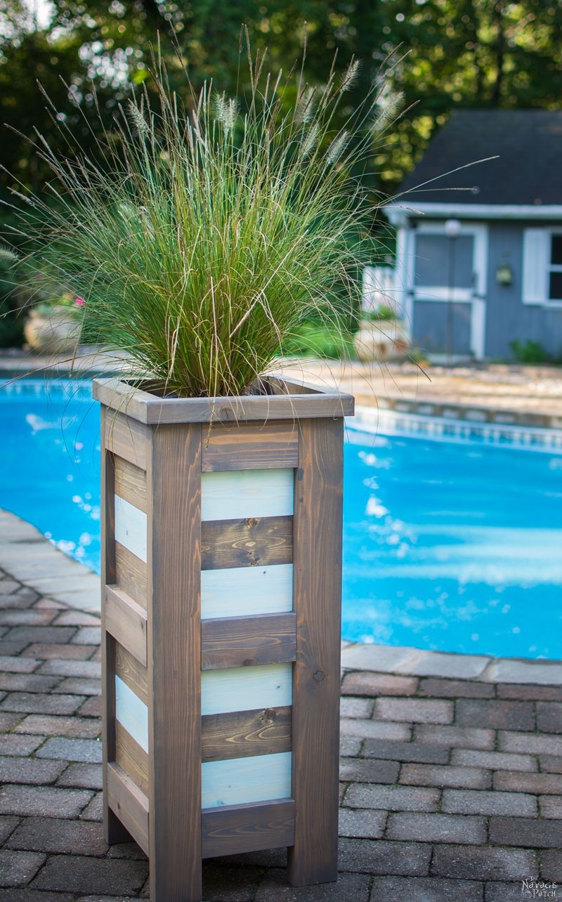 DIY Cedar Planter {with free plans} | How to build an outdoor cedar planter box | #Freeplans for #Woodplanter | DIY coastal style tall and slim planter | How to build a square wood planter | Budget friendly #DIY #planter for the perfect #CurbAppeal | TheNavagePatch.com