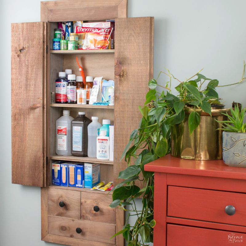 DIY In-Wall First Aid Cabinet