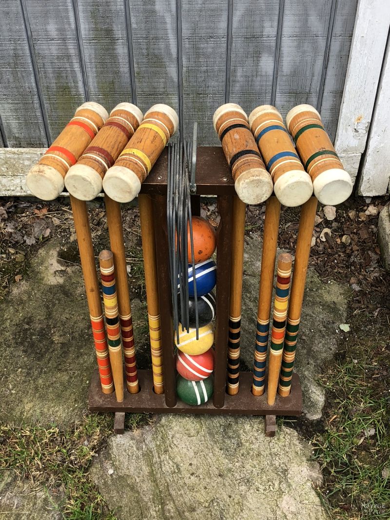 Croquet Mallet Pool Towel Rack | DIY Pool Towel Rack | DIY outdoor towel rack | Upcycled croquet set | Repurposed croquet mallets | DIY towel rack | #TheNavagePatch #DIY #easydiy #Upcycled # Repurposed #HowTo #Outdoor #Summerstyle #PaintedFurniture #Decoart #Decoartproject #myrustoleum | TheNavagePatch.com