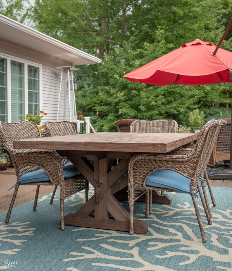 The 5 DIY patio tables we’re loving right now, with links to the full tutorials.