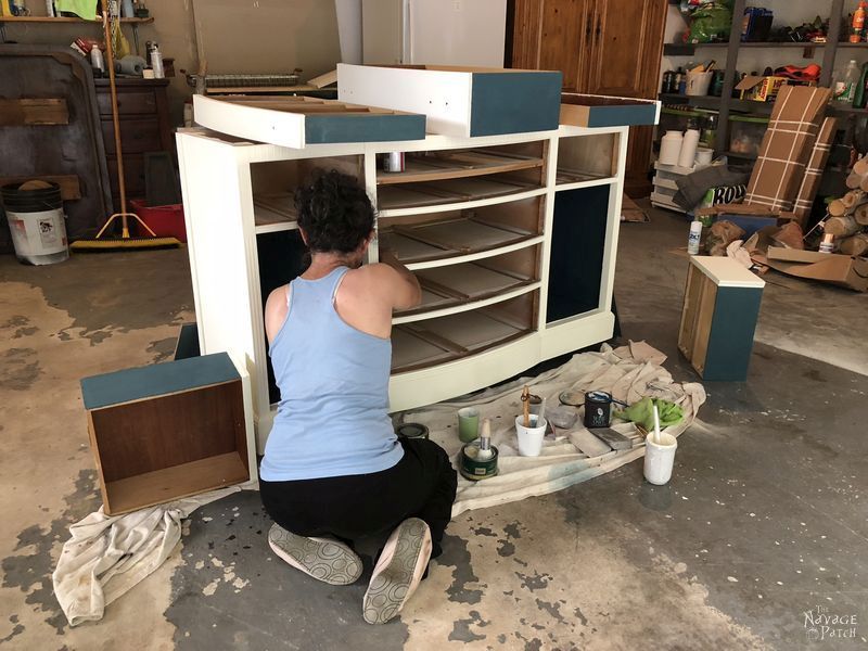 Vintage buffet makeover | How to paint a buffet table | How to build a buffet table top | Buffet table makeover with DIY chalk paint | Painted buffet cabinet before and after | Painted Buffet Ideas | Buffet Table Ideas | Annie Sloan old white | #TheNavagePatch #diy #paintedfurniture #chalkpaint #diningroom #diyfurniture #HowTo #Tutorial #upcycled #furnituremakeover | TheNavagePatch.com