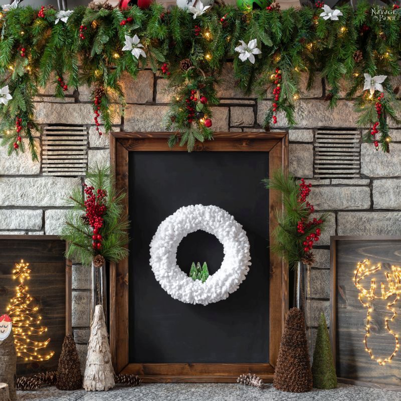 DIY Winter Loop Yarn Wreath