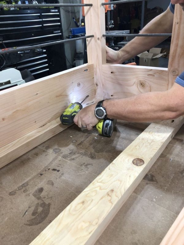 DIY Rustic Console Table with Free Plans! - The Navage Patch