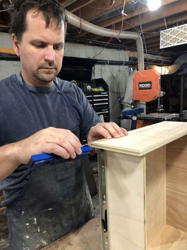 DIY Rustic Console Table with Free Plans! - The Navage Patch