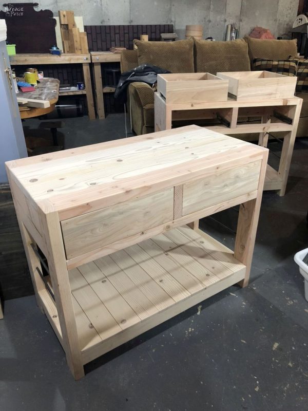 DIY Rustic Console Table with Free Plans! - The Navage Patch