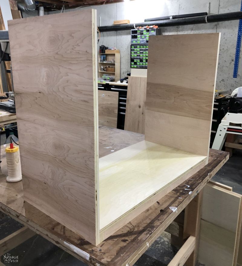 attaching sides to a diy hamper