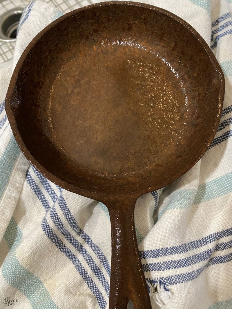 pan ready to be scrubbed free of rust
