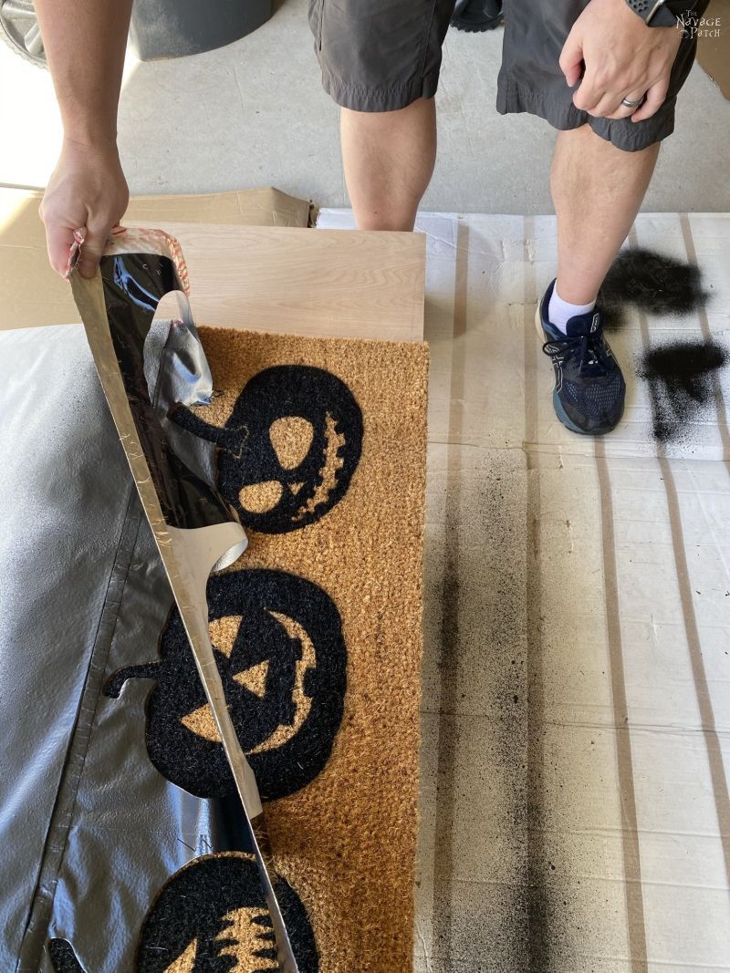 DIY Personalized Door Mat, Easy & Cheap!