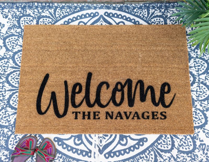 DIY Personalized Door Mat, Easy & Cheap!