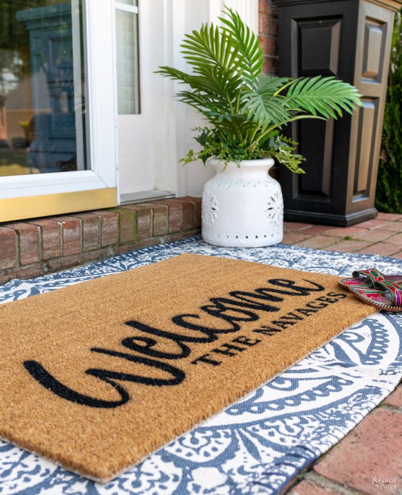 DIY Personalized Door Mat – TheNavagePatch.com