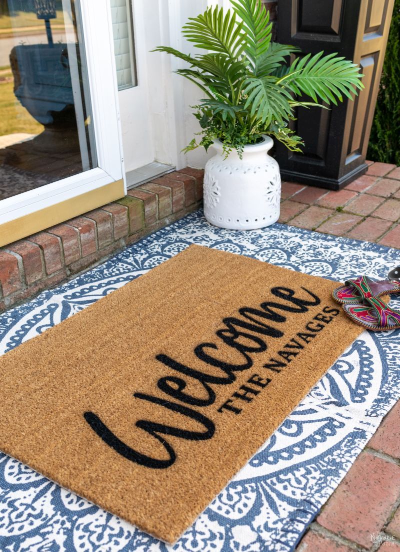 DIY Personalized Door Mat – TheNavagePatch.com