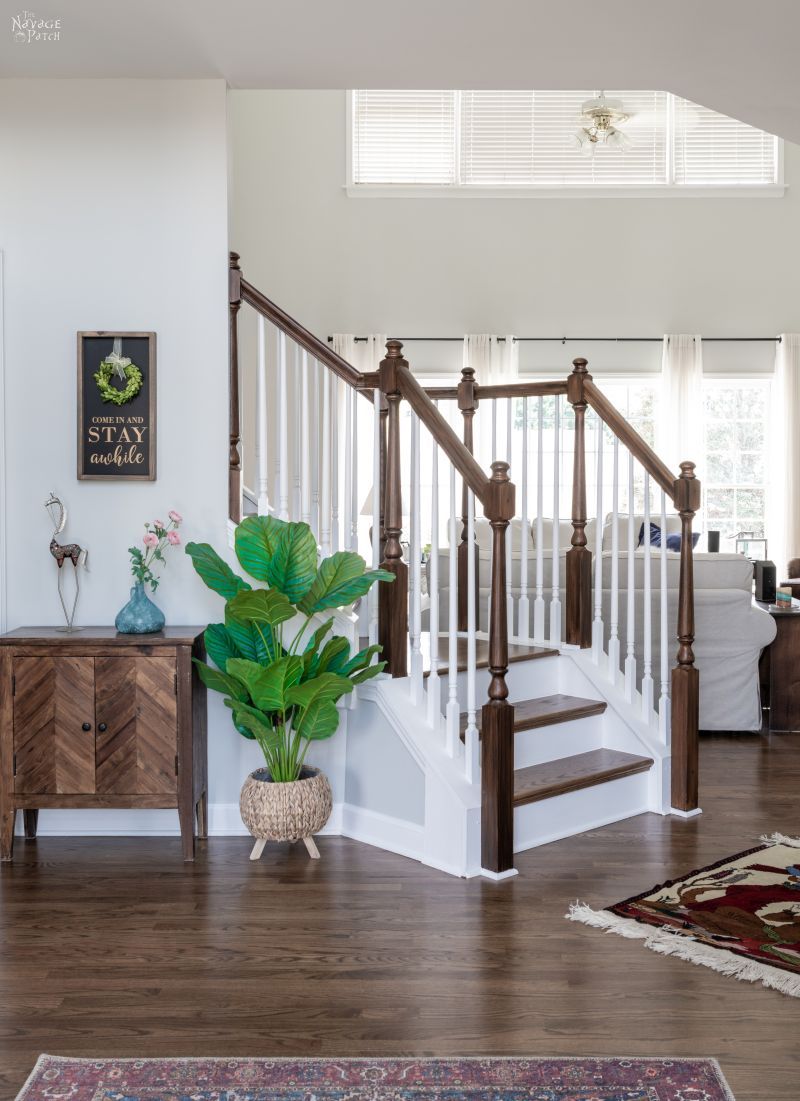 Staircase Makeover - TheNavagePatch.com