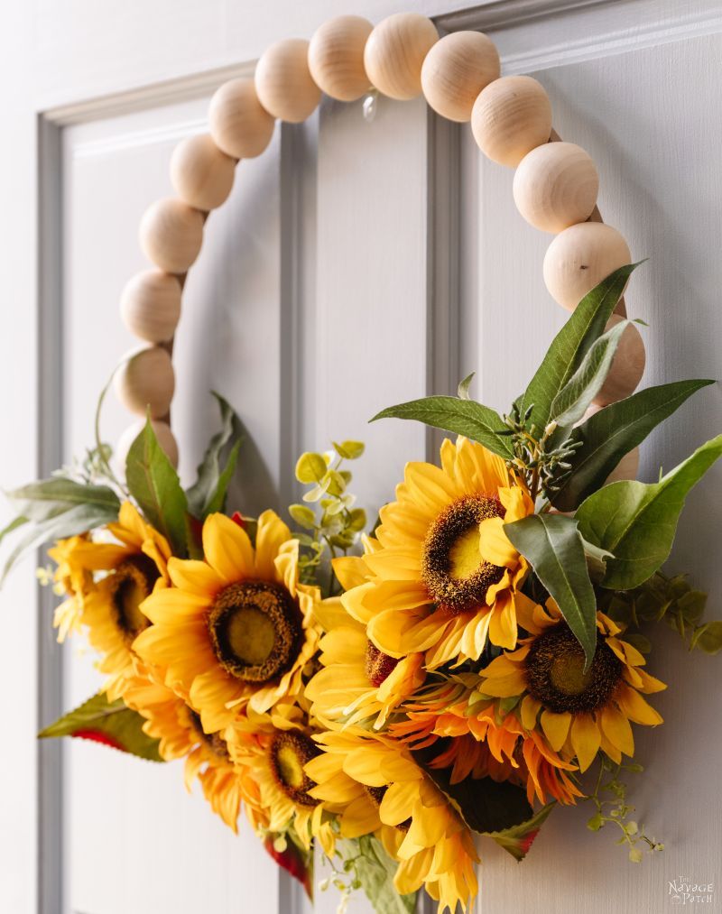 DIY Fall Bead Wreath - TheNavagePatch.com