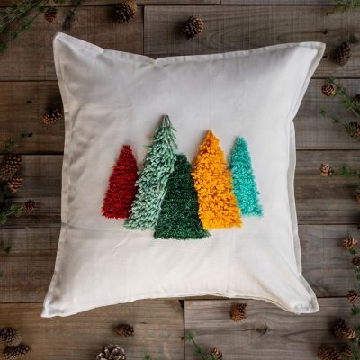 DIY Shag Tree Pillow - TheNavagePatch.com