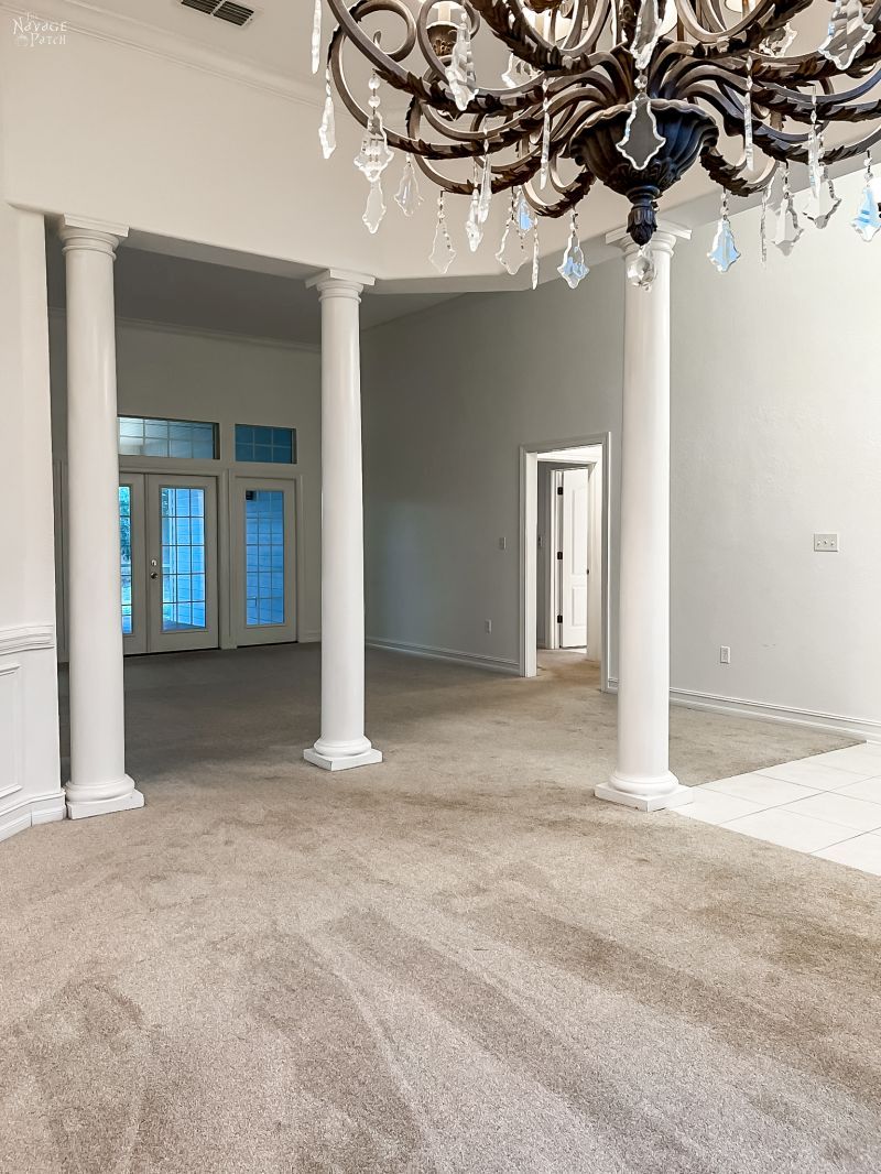 dining room with columns