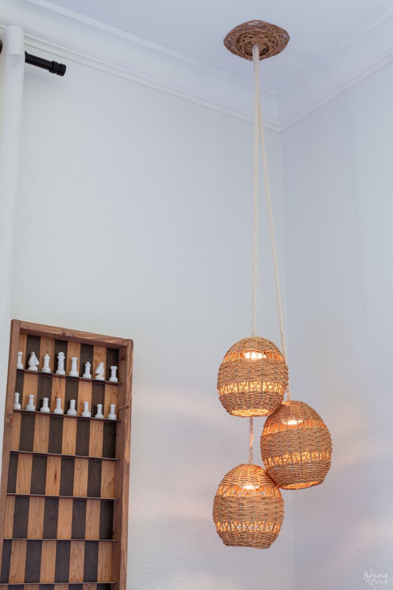 How to Make a DIY Pendant Light with No Wires | DIY Pendant Light no wiring - TheNavagePatch.com