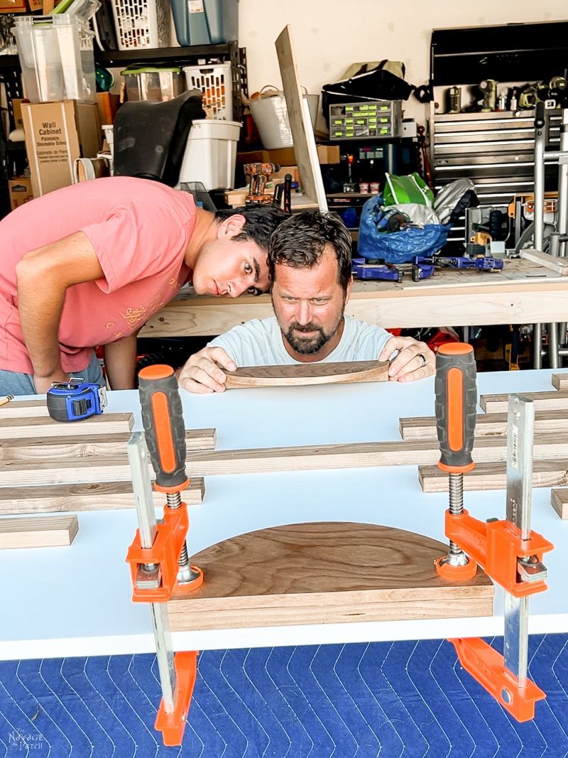 how to build a sliding barn door