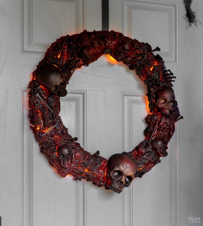 DIY Halloween Fire Wreath - TheNavagePatch.com