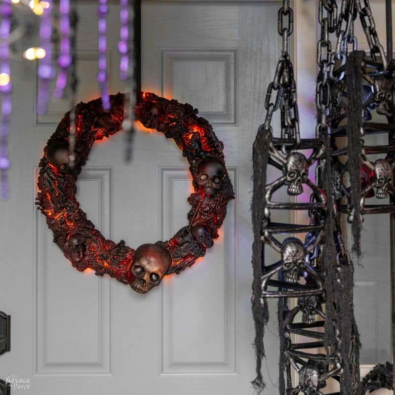 DIY Halloween Fire Wreath - TheNavagePatch.com