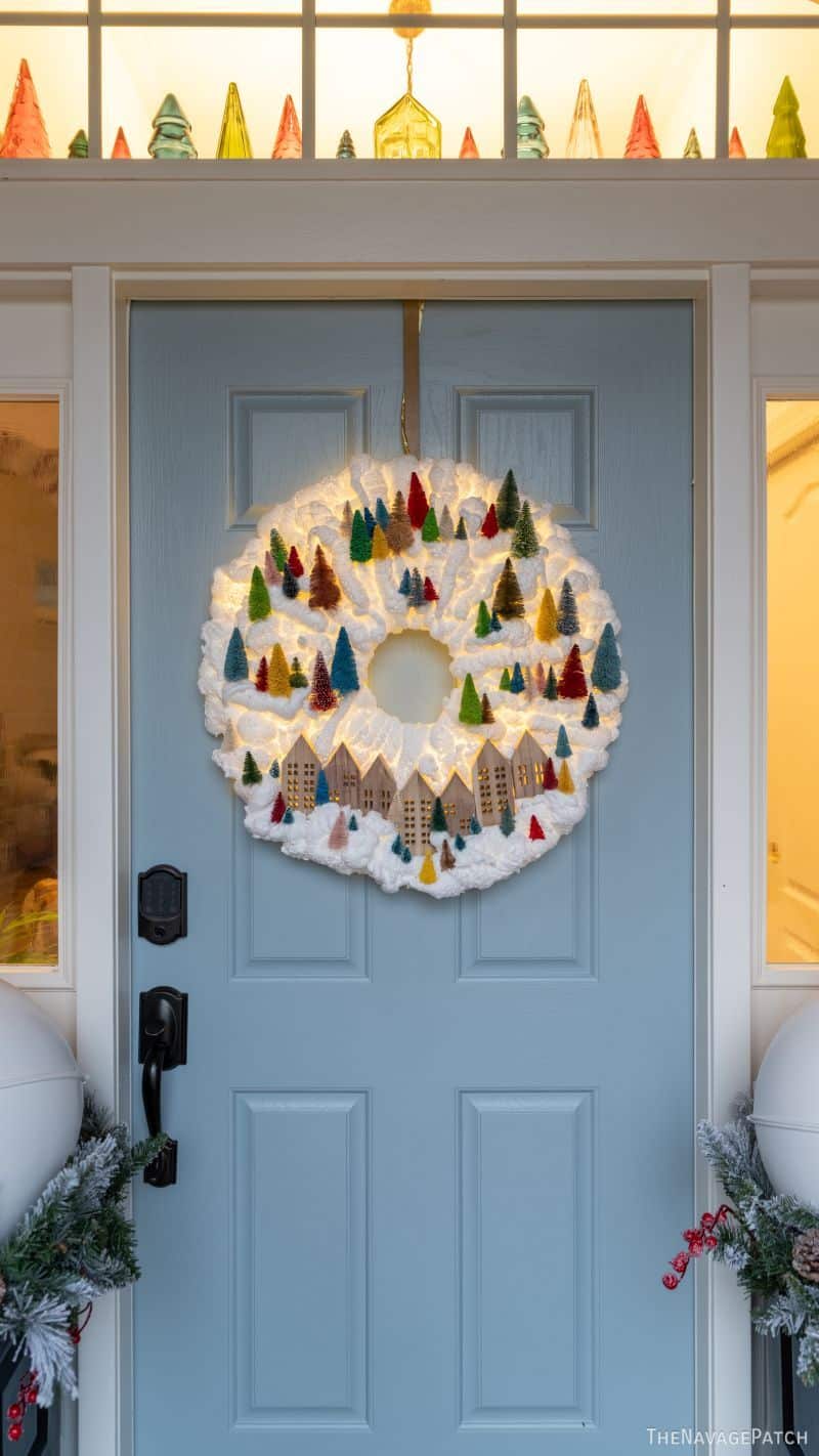 Light-Up White Winter Wreath Christmas Decoration | Halloween Express