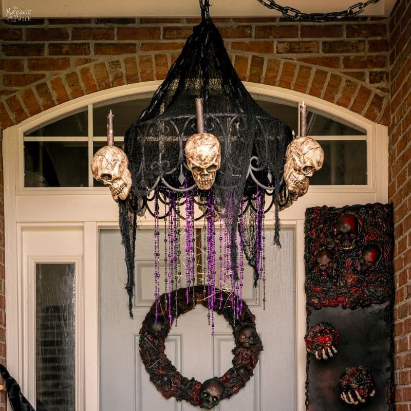 DIY Halloween Chandelier - TheNavagePatch.com