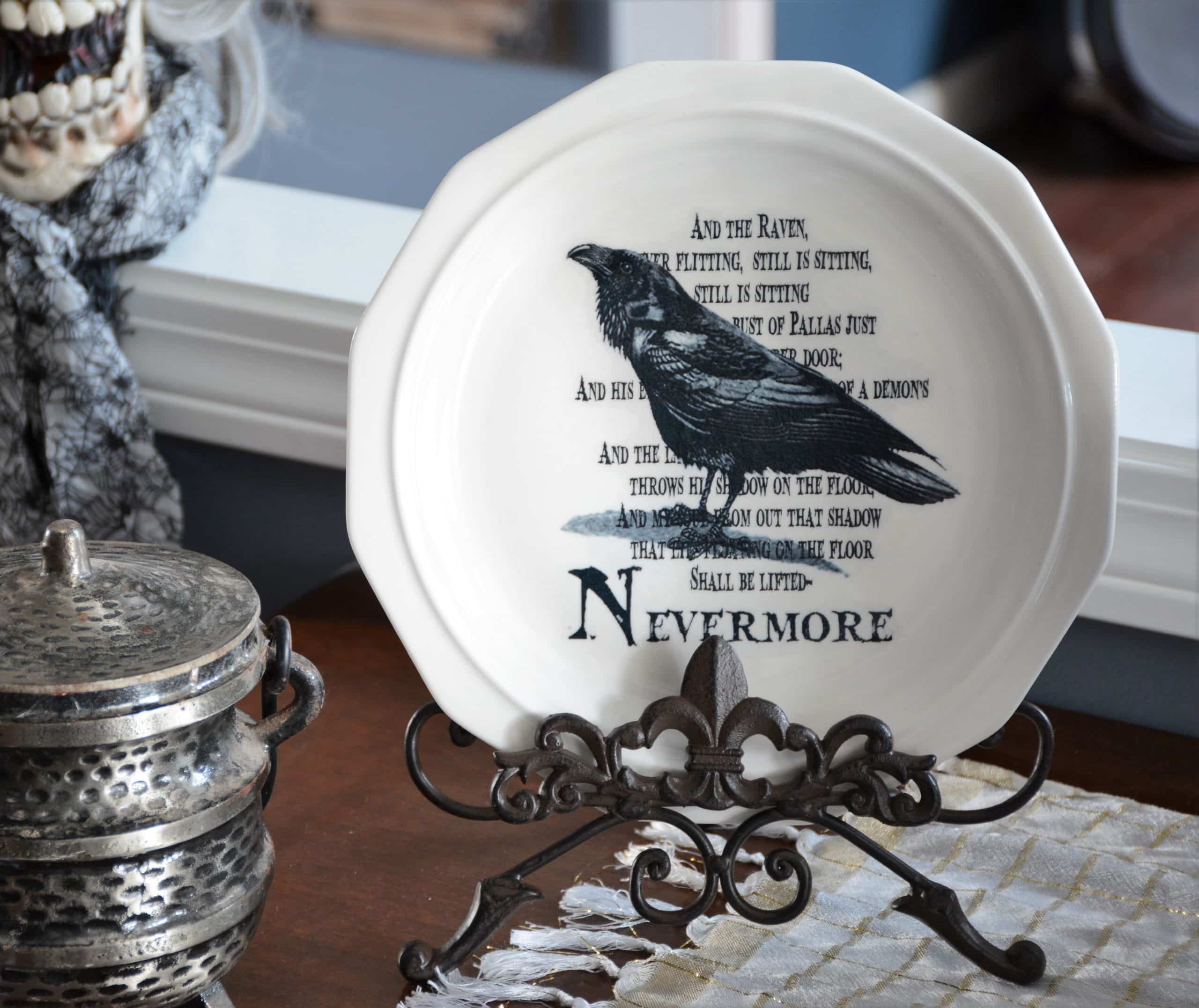 Pottery Barn inspired Halloween Plates - TheNavagePatch.com