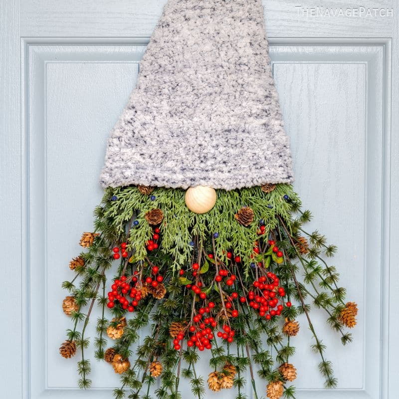 DIY Christmas Gnome Wreath