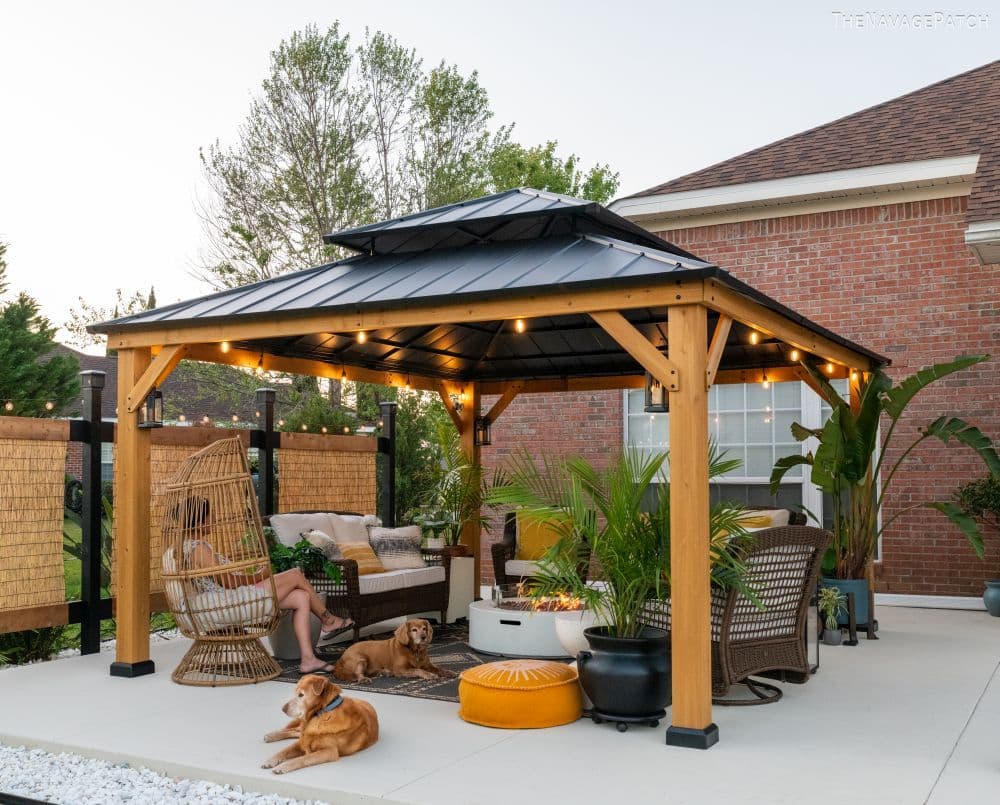 DIY Gazebo - TheNavagePatch.com