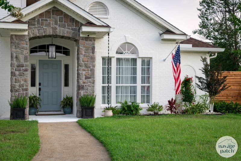 How to make a brick house pop with limewash paint by TheNavagePatch.com