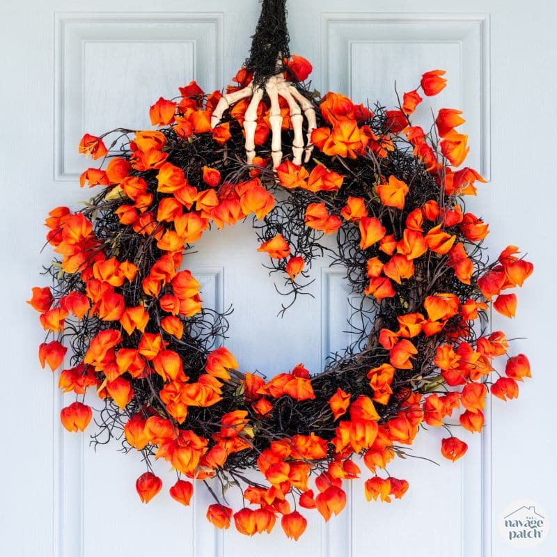 DIY Chinese Lantern Wreath by TheNavagePatch.com