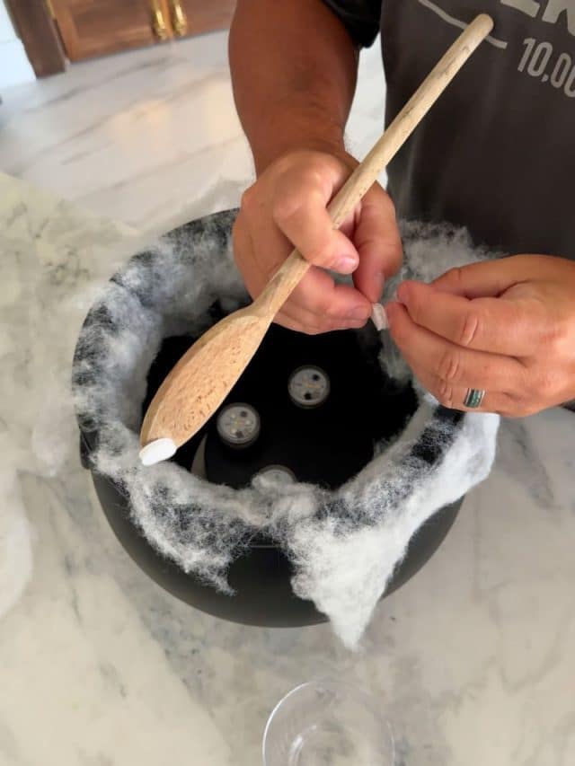 Step Cauldron How to Make an Easy Self-Stirring Cauldron