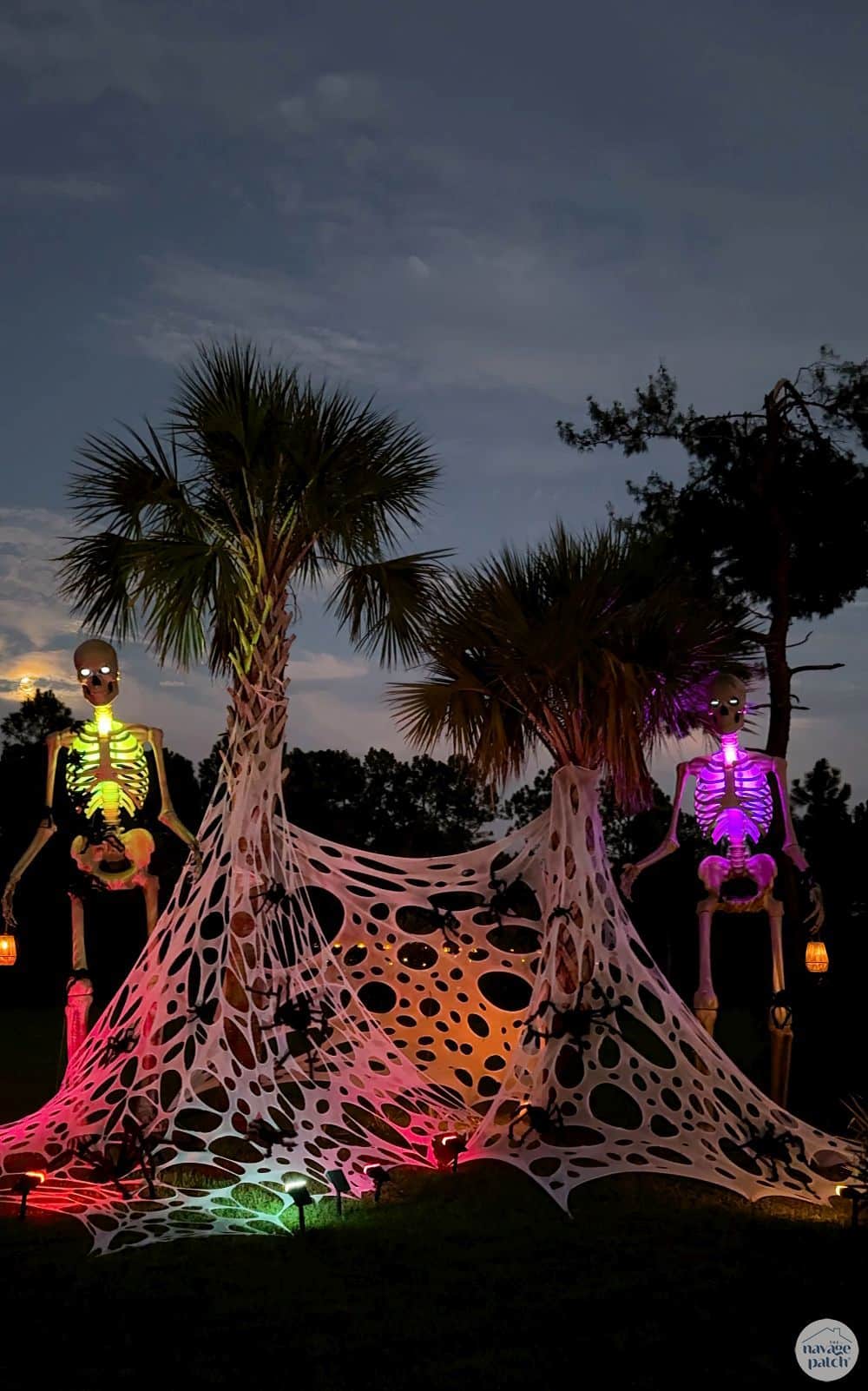 Easy DIY Outdoor Big Impact Halloween Spider Webs by TheNavagePatch.com